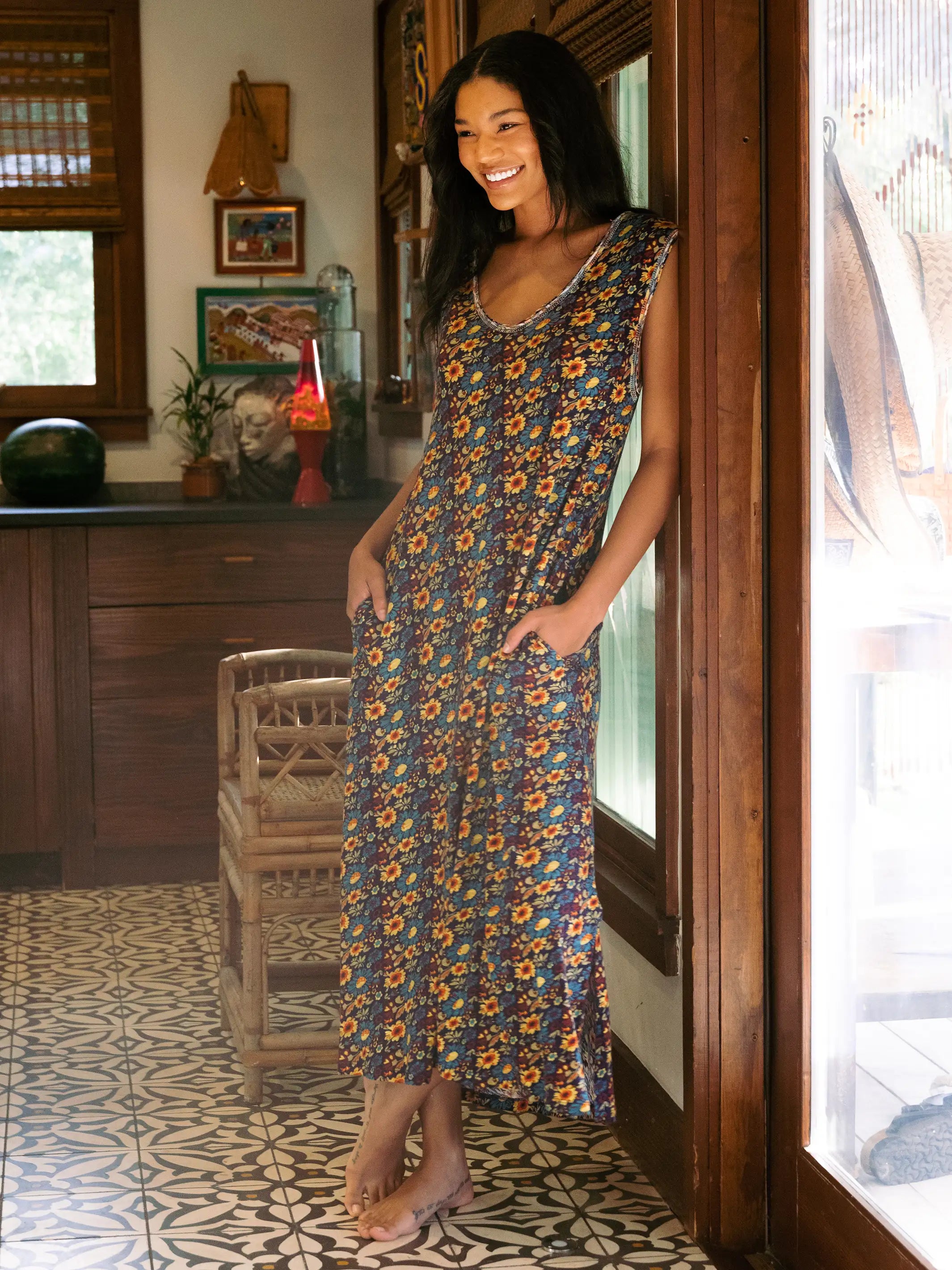 Hangout Printed Knit Midi Dress - Navy Olive Floral